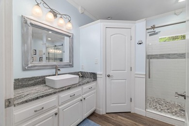 This AMAZING Magazine quality home is the perfect Dream Home!!! - photo 27