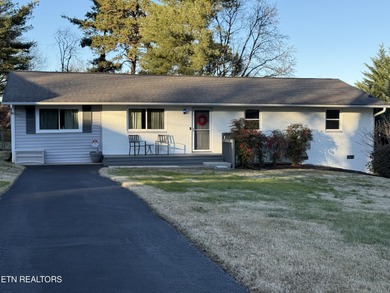 Fort Loudoun Lake Home For Sale in Knoxville Tennessee