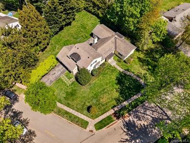 Prime Lake Success / University Gardens Location - Exceptional - photo 37