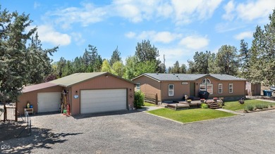 Situated on 4.72 beautifully maintained acres, this updated 3 - photo 2