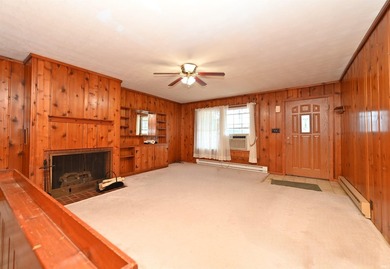 Experience the comfort of a home on Bruce Lake, where you can - photo 8