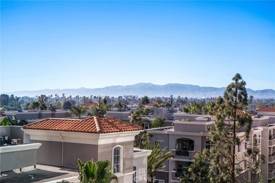 Beautifully updated 2-bedroom, 2.5-bath residence in the highly - photo 14