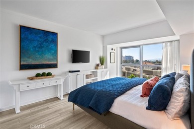 Beautifully updated 2-bedroom, 2.5-bath residence in the highly - photo 21