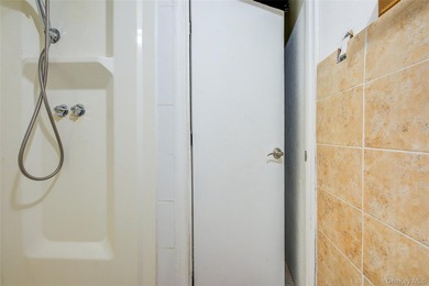 Welcome to 150 Ridgewood Avenue, a spacious fully detached - photo 30