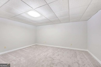 Nestled in the Highly Sought-After Active Swim/Tennis and Lake - photo 42