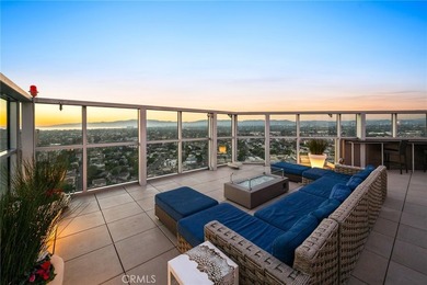 Beautifully updated 2-bedroom, 2.5-bath residence in the highly - photo 49