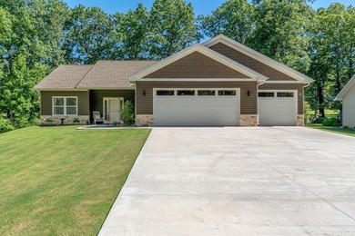 Welcome to Market 59 Tohatchi Dr. in Cherokee Village, AR - photo 1