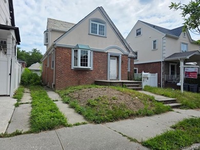 R3-1 Zoning and Easy Conversion to Build Brand New Construction - photo 1