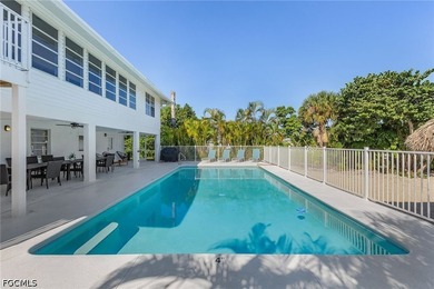 Discover an exceptional waterfront investment opportunity in - photo 8