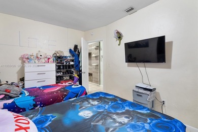 Well-maintained 3-bedroom, 2-bath single-family residence