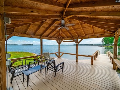 The Lake Murray home you've been waiting for is now on the - photo 24
