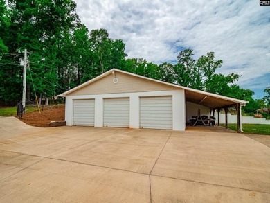 The Lake Murray home you've been waiting for is now on the - photo 26