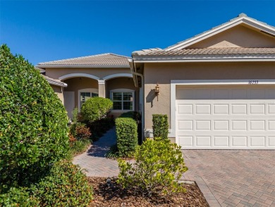 Valencia Lakes  Home Sale Pending in Wimauma Florida