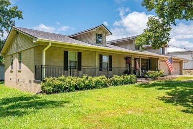 $39,000 PRICE REDUCTION!! With curb appeal worthy of *Southern - photo 3