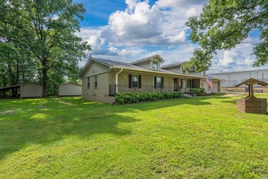$39,000 PRICE REDUCTION!! With curb appeal worthy of *Southern - photo 4