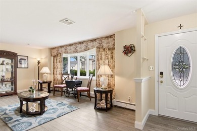 Located in the heart of Syosset this remarkable home has an - photo 5