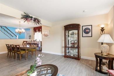 Located in the heart of Syosset this remarkable home has an - photo 6