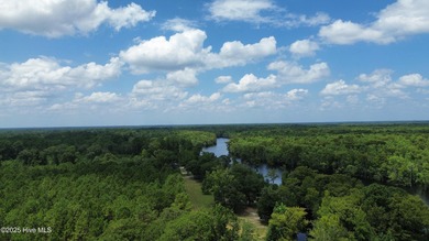 Discover a rare opportunity to own 825 acres of unspoiled - photo 35