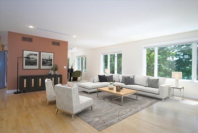 Beautiful LAKE KEGONSA HOME with 50' of frontage, pier, and - photo 8