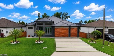 WELCOME TO A NEW STANDARD OF LUXURY LIVING. Designed for those - photo 4