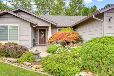 Beautifully updated East Medford home featuring 3 bedrooms and 2 - photo 5