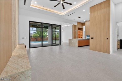 WELCOME TO A NEW STANDARD OF LUXURY LIVING. Designed for those - photo 6