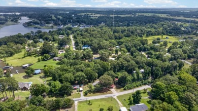 Home and Two Lots near Lake Palestine - photo 42