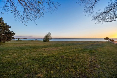 Discover the perfect sunset at 1534 Hubbard Drive in the highly - photo 17