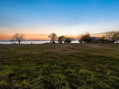 Discover the perfect sunset at 1534 Hubbard Drive in the highly - photo 19