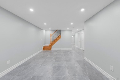 Experience modern living at its finest in this stunning newly - photo 10