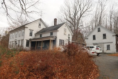 Cobbosseecontee Lake Home For Sale in Manchester Maine