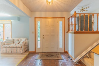 Looking for a home that's been lovingly maintained and built by - photo 4