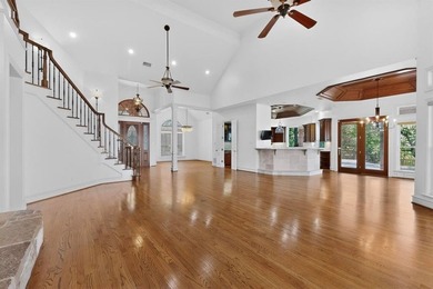 Welcome to this stunning Lake Lewisville Lakefront Estate, where - photo 6