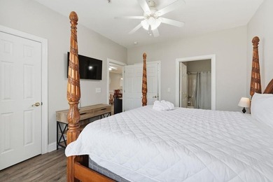 Located in the heart of Myrtle Beach, just minutes from the - photo 14