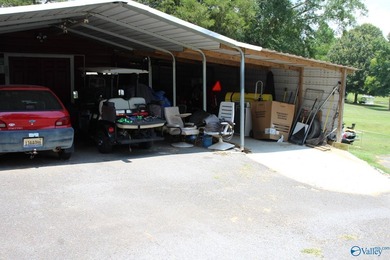 This is your chance for paradise on the lake, this home has it - photo 16