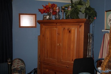 This is your chance for paradise on the lake, this home has it - photo 25