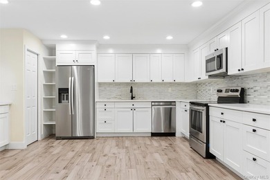 Just 5 years young since renovated this classic Wading River - photo 10