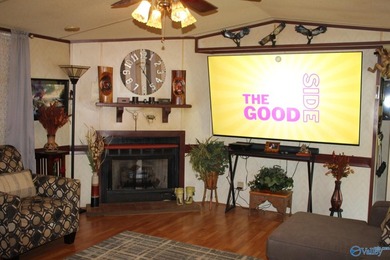 This is your chance for paradise on the lake, this home has it - photo 30