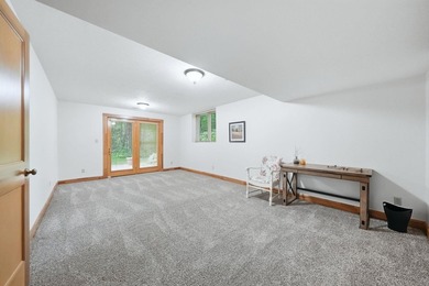 Welcome to 3343 Bridgetown Road, where comfort meets style! This - photo 31