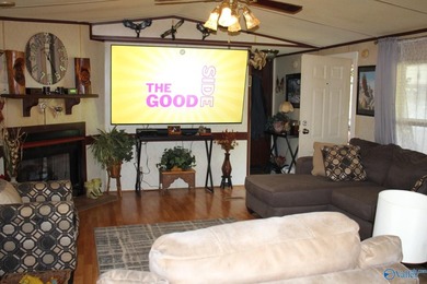 This is your chance for paradise on the lake, this home has it - photo 31