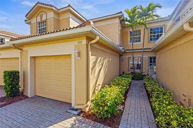 Lake Condo For Sale in Fort Myers, Florida