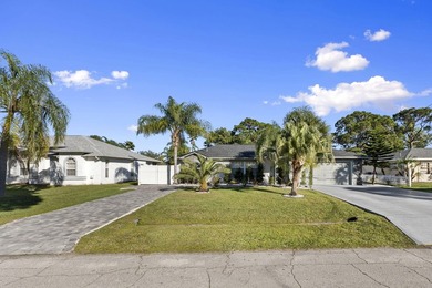 Newly Renovated High End Waterfront Home New Roof, Kitchen - photo 4
