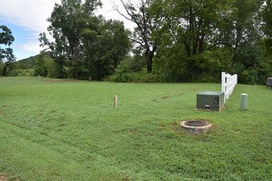 MOTIVATED SELLER!! Beautiful Riverfront Property in private - photo 9