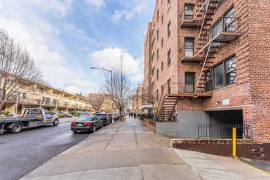 The convenient location in Flushing (Close to everything) - photo 3
