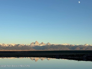Boundless Sky--a rare 130-acre private estate opportunity in - photo 2