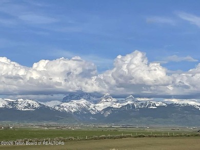 Boundless Sky--a rare 130-acre private estate opportunity in - photo 5