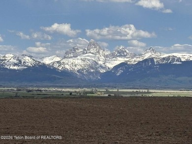 Boundless Sky--a rare 130-acre private estate opportunity in - photo 10