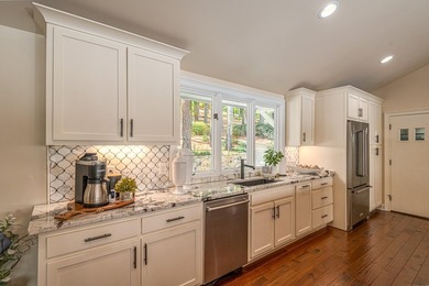 Welcome to 3635 Kings Rd, where lake living is elevated to its - photo 11