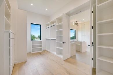 BEAUTIFUL. CUSTOM NEW CONSTRUCTION. EXCLUSIVE LOCATION. Included - photo 16