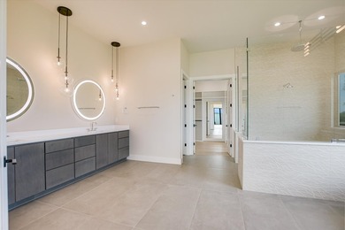 BEAUTIFUL. CUSTOM NEW CONSTRUCTION. EXCLUSIVE LOCATION. Included - photo 17